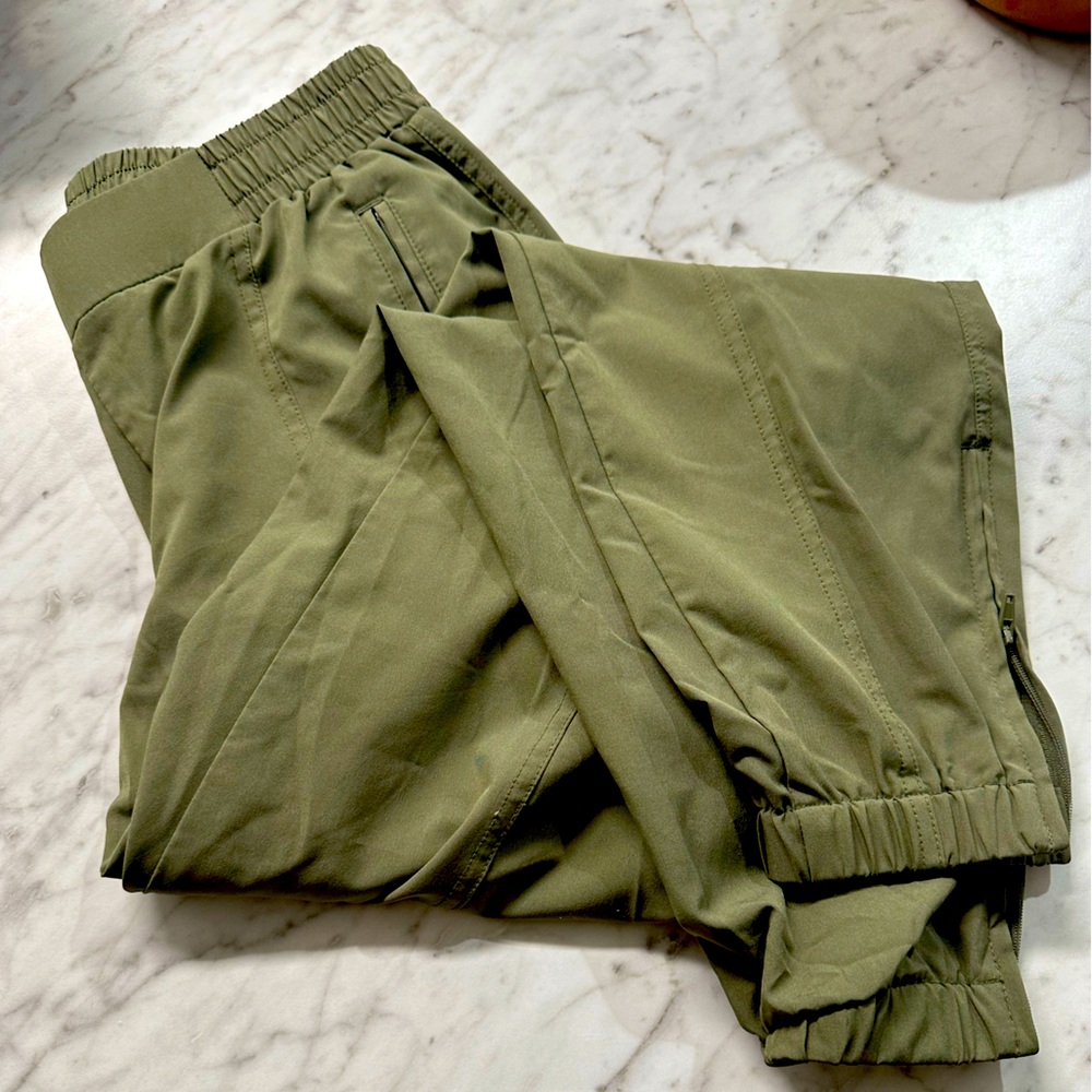 Green Old Navy Joggers